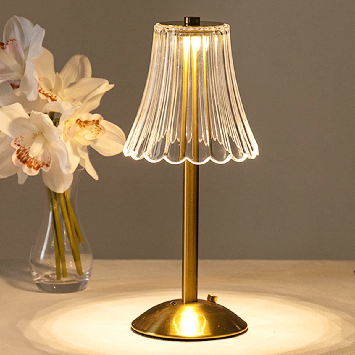 Brilliance Retro Tafellamp | Vintage-geïnspireerde verlichting met moderne flair