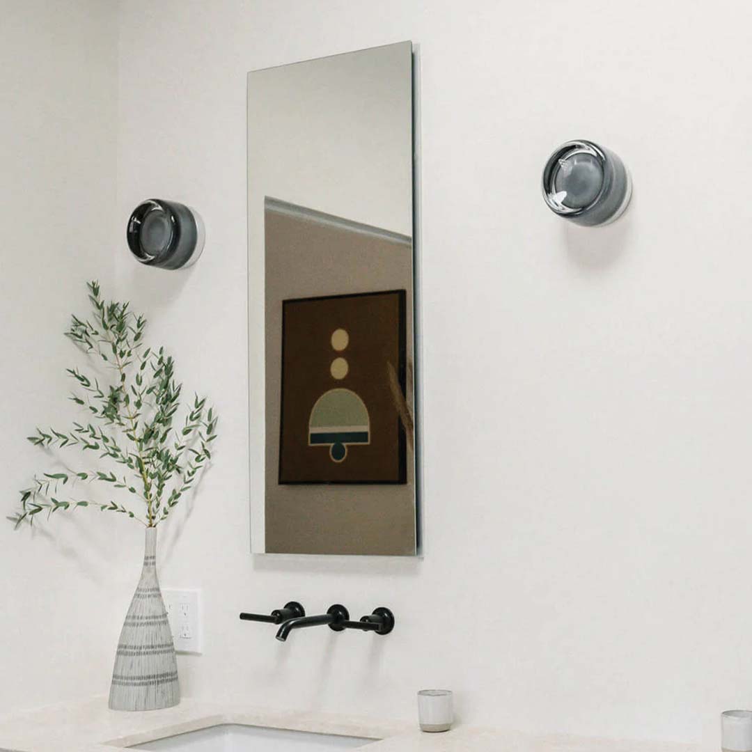 LumiGlow – Strakke Dimple Wandlamp voor Hedendaagse Interieurs