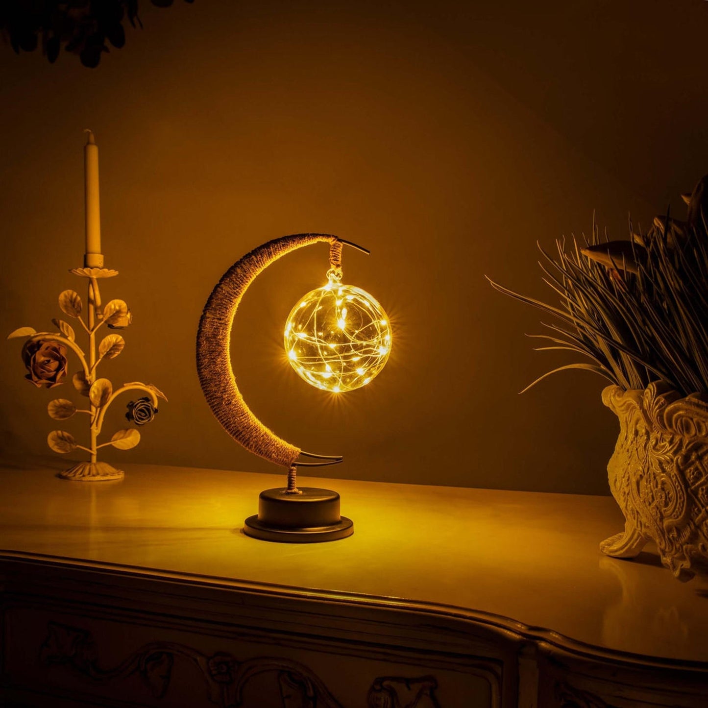 Enchanted Glow | Mystieke Maanlamp voor een Magische Sfeer