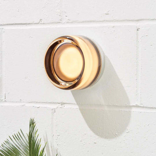 LumiGlow – Strakke Dimple Wandlamp voor Hedendaagse Interieurs